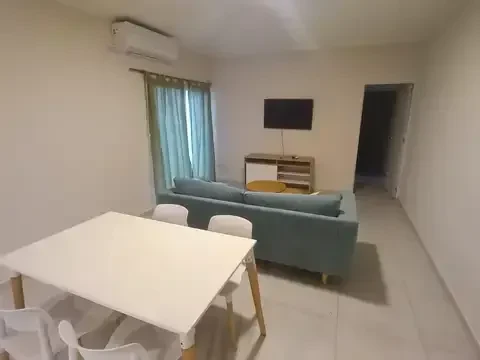 2 ph de 2 dormitorios en excelentes condiciones - barrio el bosque
