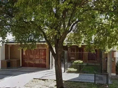 Excelente Casa Con Pileta En Rafaela - Barrio Belgrano