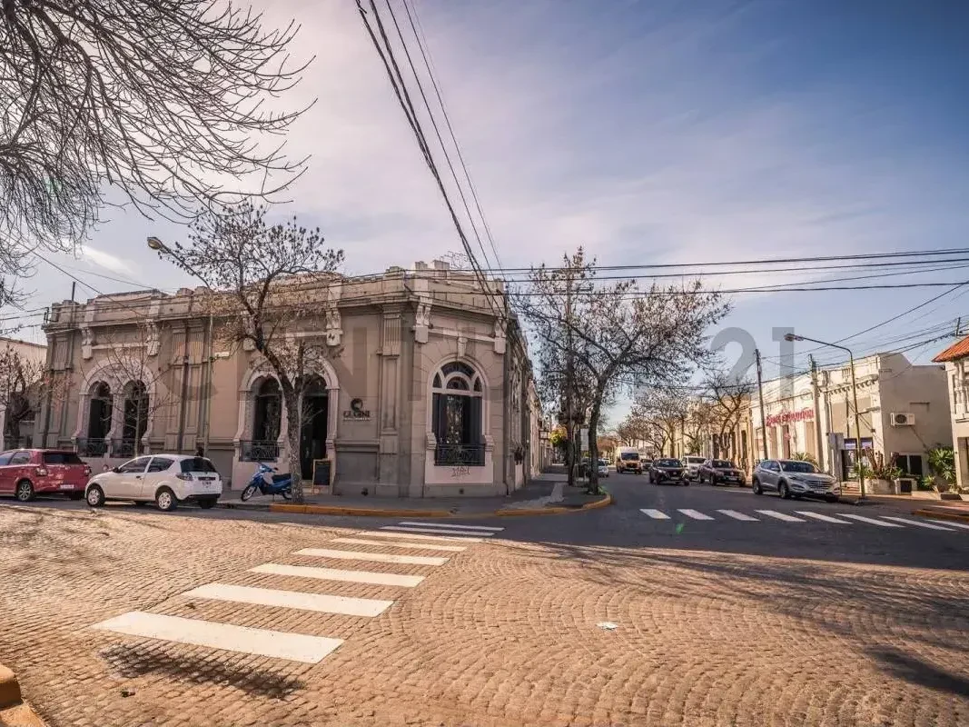 Venta De Exclusiva Propiedad De Categoría / Centro De Rafaela